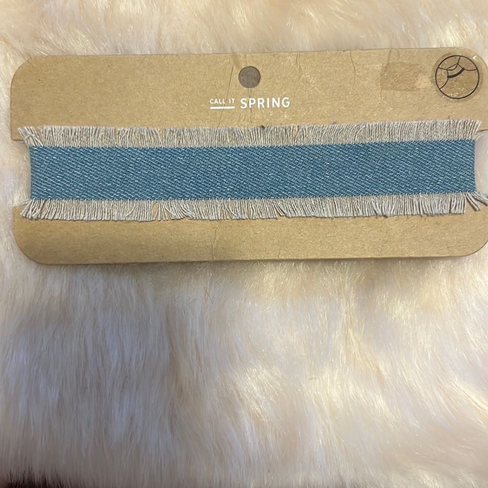NWT Chocker